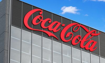 Coca Cola ha riportato una crescita delle vendite del 3% su base annua a 12,4 miliardi di dollari, battendo le stime del consenso degli analisti