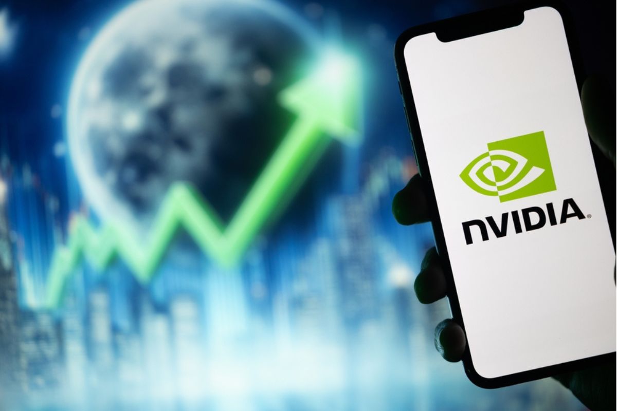 Altra trimestrale da record per Nvidia. Ma il titolo scivola in Borsa