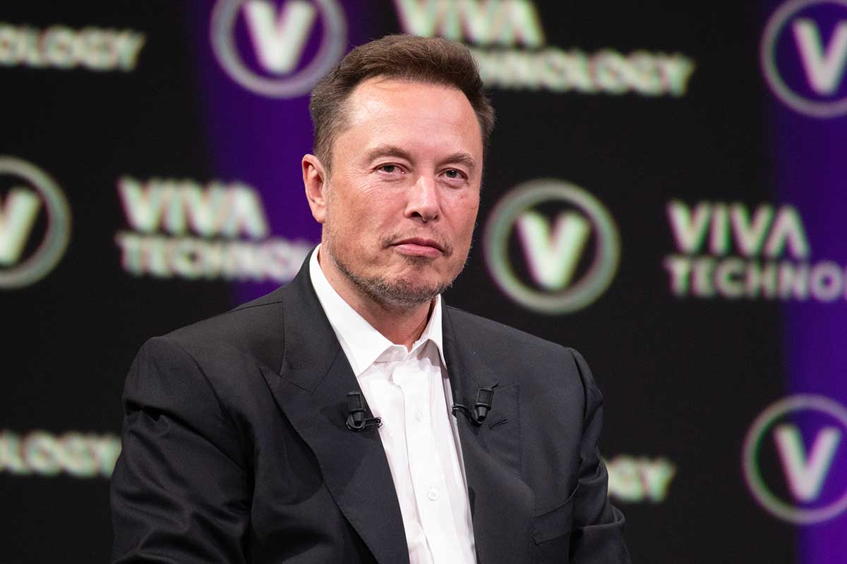 Elon Musk cerca personale (anche in Italia): stipendi fino a 22 mila euro al mese