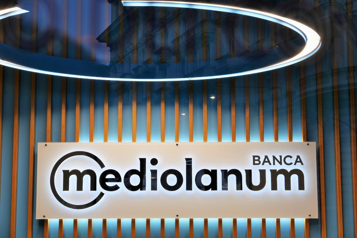 Mediolanum chiude il 2024 con un utile record: 1,12 miliardi