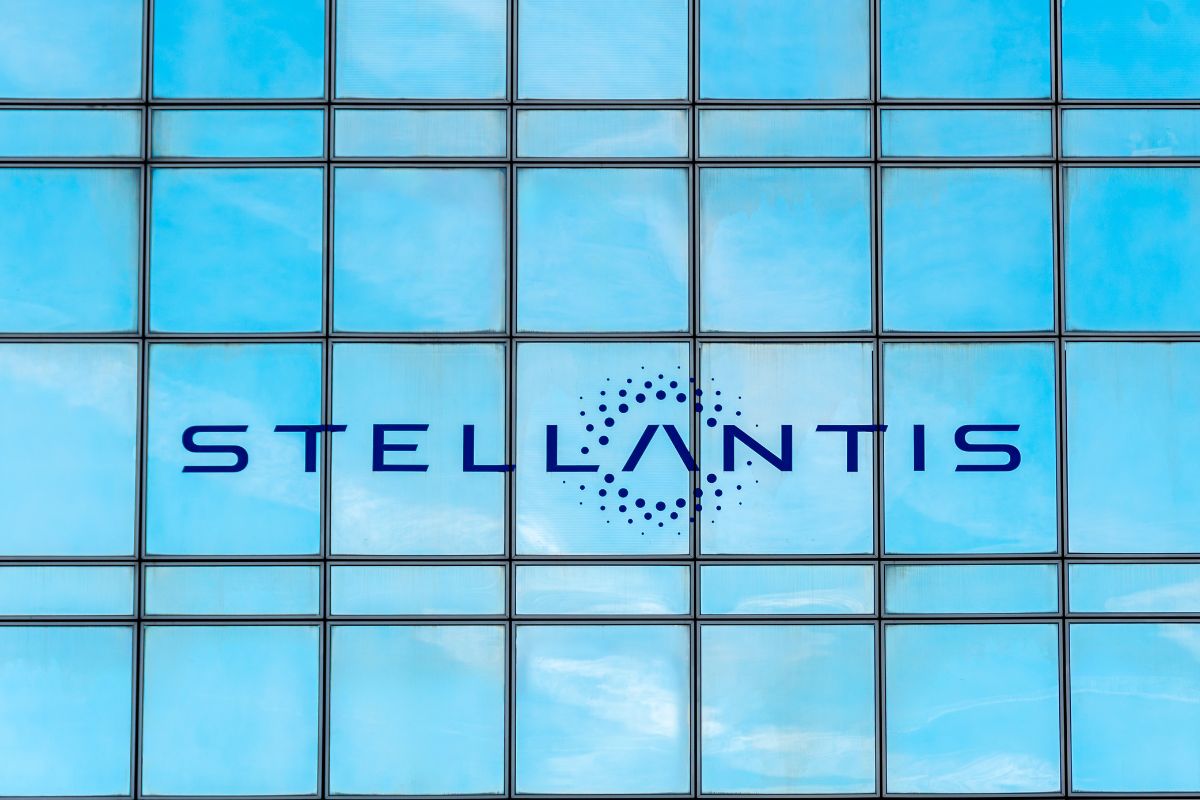 Stellantis cedere alcuni brand storici: quali sono quelli a rischio chiusura