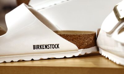 Birkenstock perde la causa contro le imitazioni: sandali non sono arte