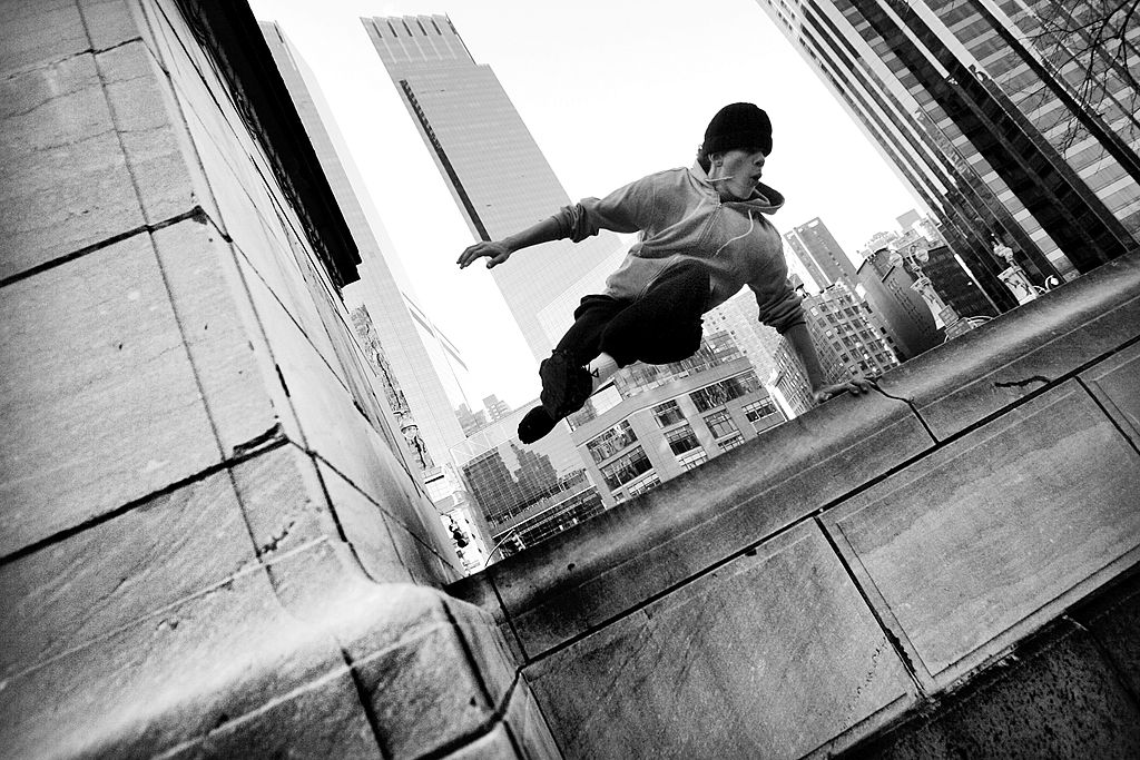 Parkour, acrobazie metropolitane